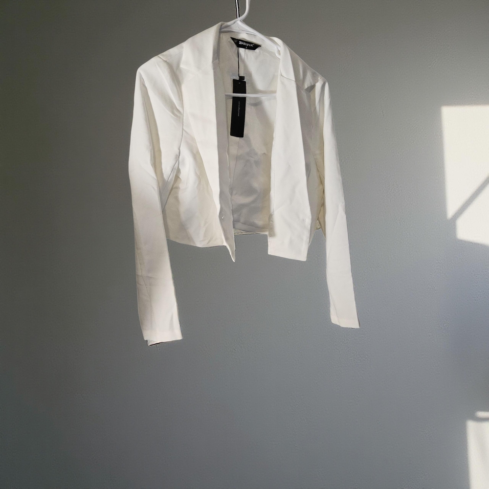 NWOT Size Small Allegra K Women's White Blazer with one button in front